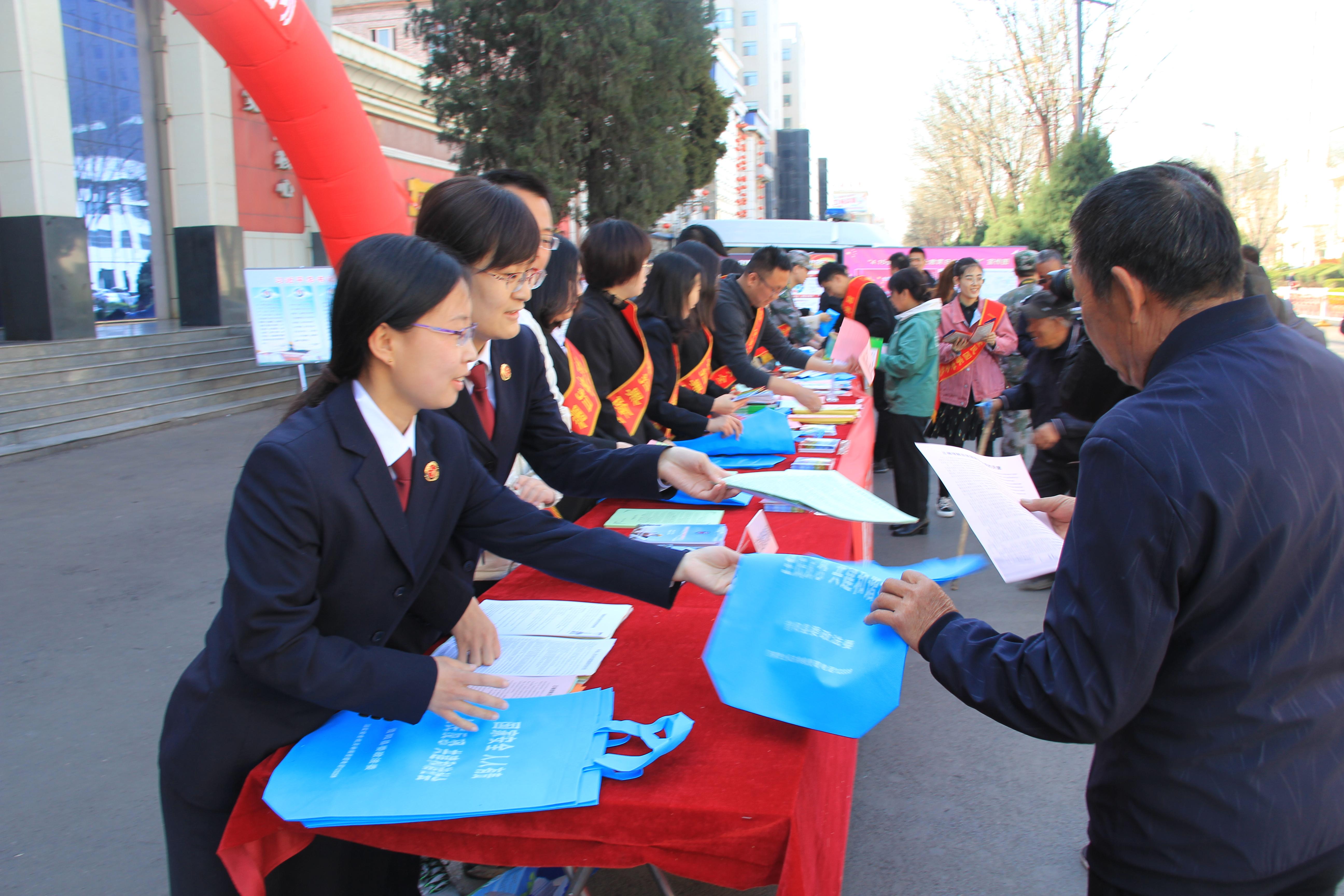 杀一儆百打一准确生肖的警惕虚假宣传-全面释义、解释与落实、时代解答解释落实