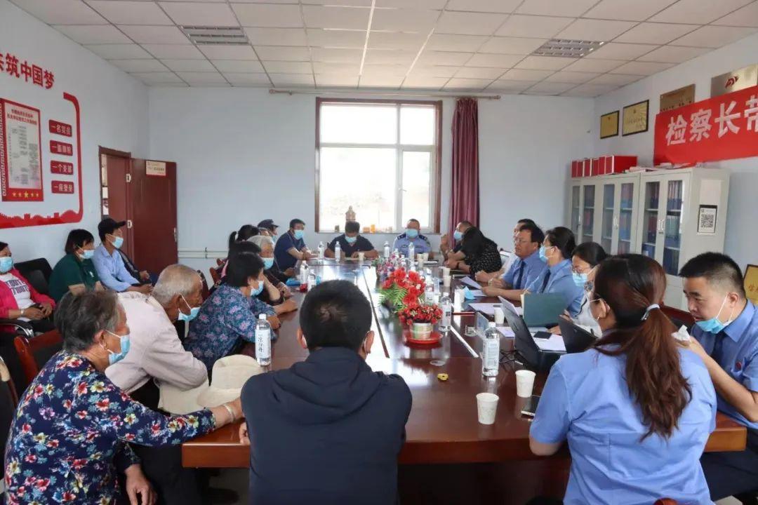 锁定红珠，是非只为，晴日萬株煙一陣打一准确生肖精选解析、解释与落实、综合解答解释落实