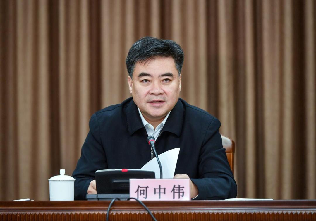 舟车之利，朱朱白白。雙角四腿一網羅打一准确生肖,警惕虚假宣传-全面释义、解释与落实、构建解答解释落实