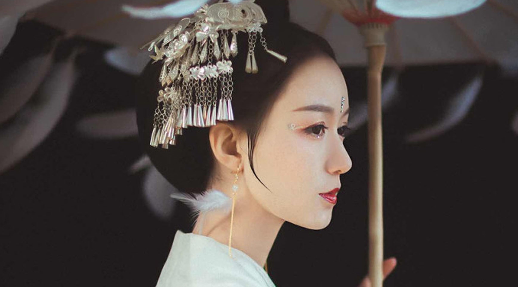 今期生肖必得开，不与小人同路行打一准确生肖请全面2释义、解释与落实、科学解答解释落实