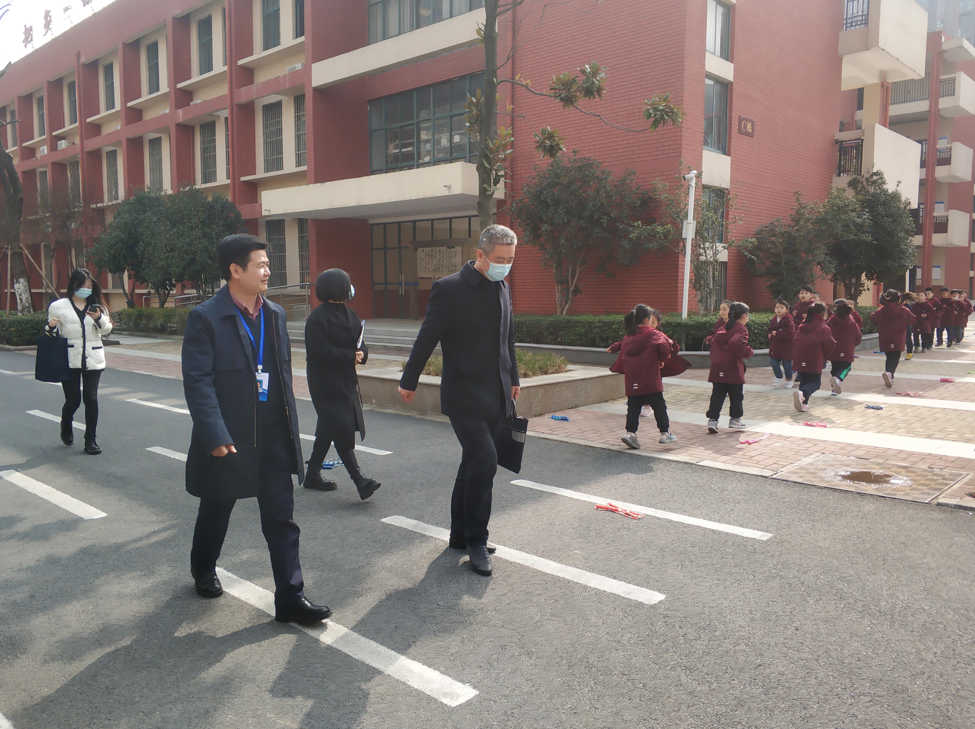 火燒火燎打一准确生肖的全面释义、解释与落实、实证解答解释落实